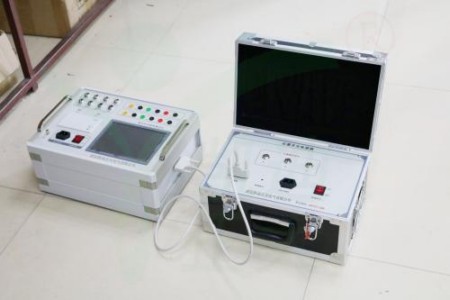斷路器特性測試儀.jpg
